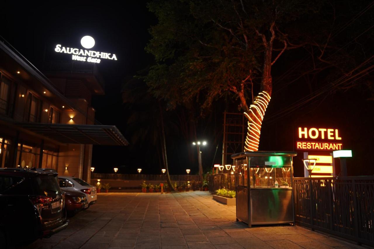 Hotel Saugandhika West Gate à Wayanad Extérieur photo